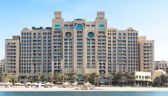 FAIRMONT PALM HOTEL & RESORT
