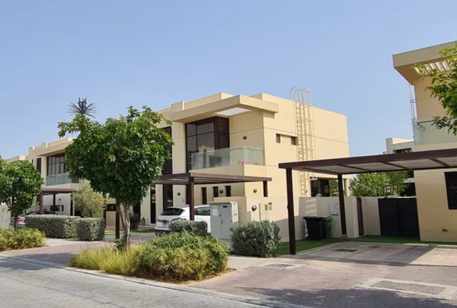 DAMAC HILLS - PHOENIX