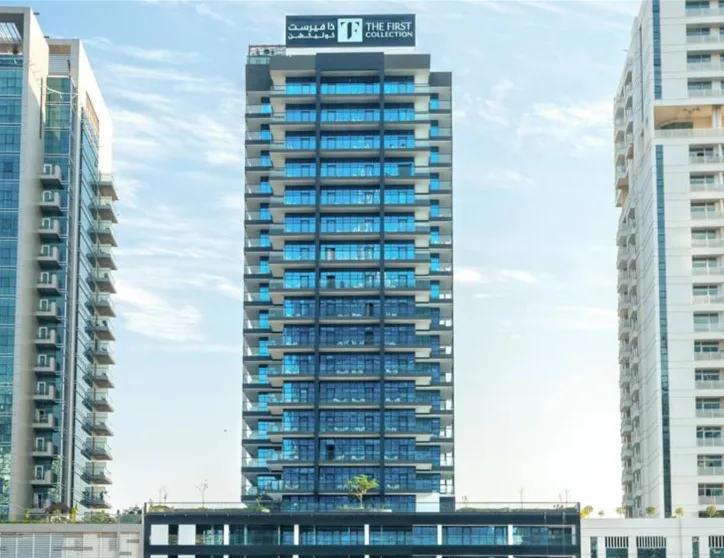 Dolphin Tower