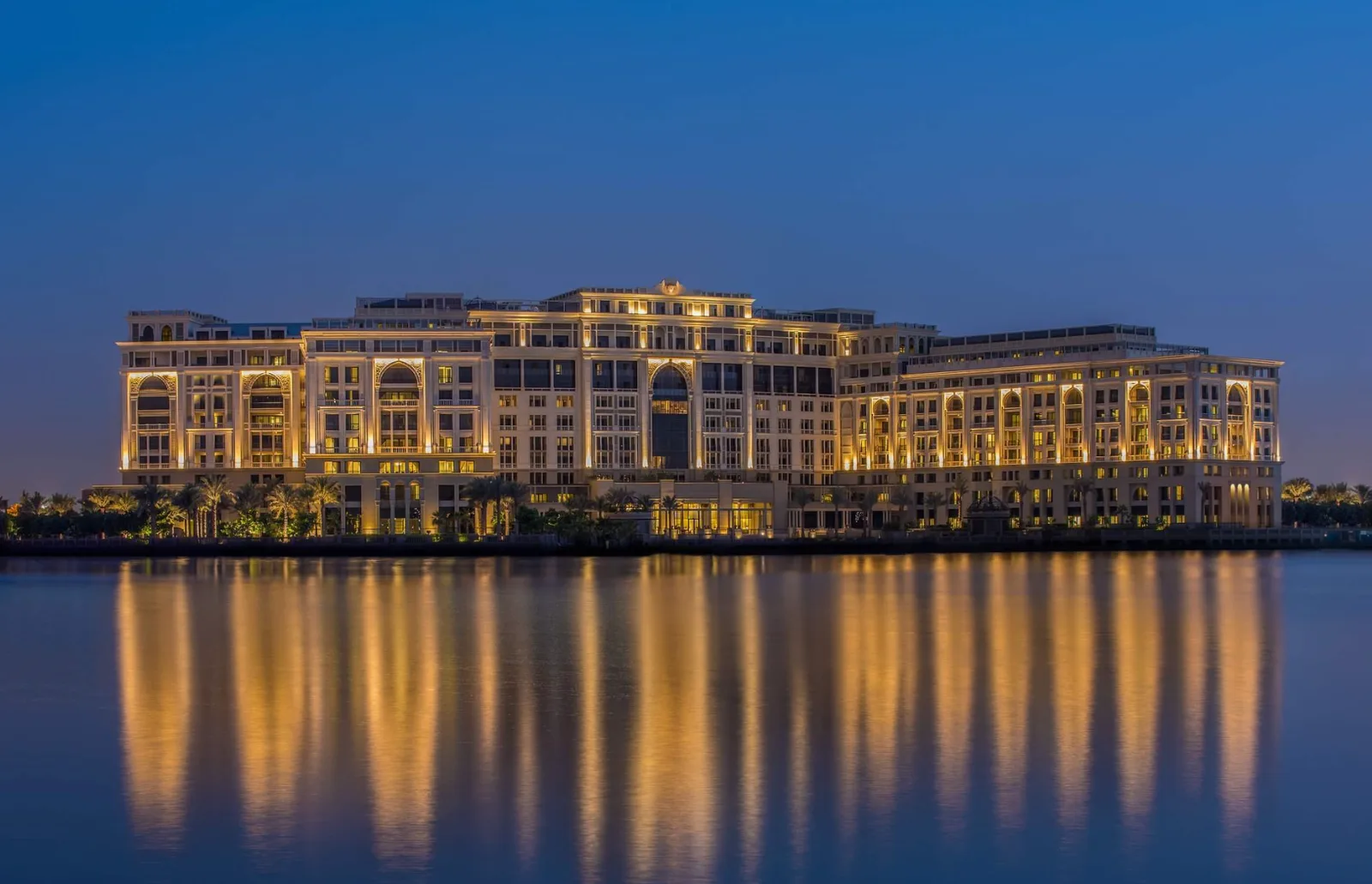 PALAZZO VERSACE