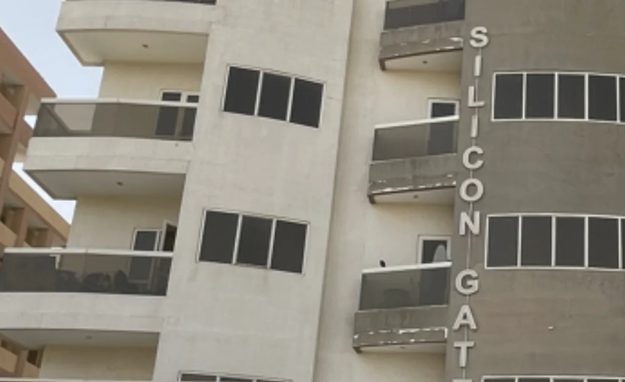 SILICON GATE2