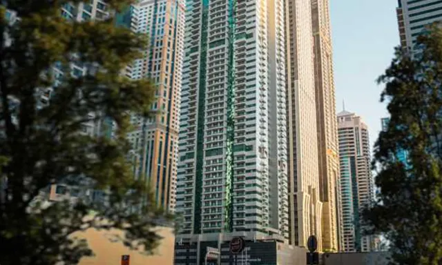 MARINA PINNACLE